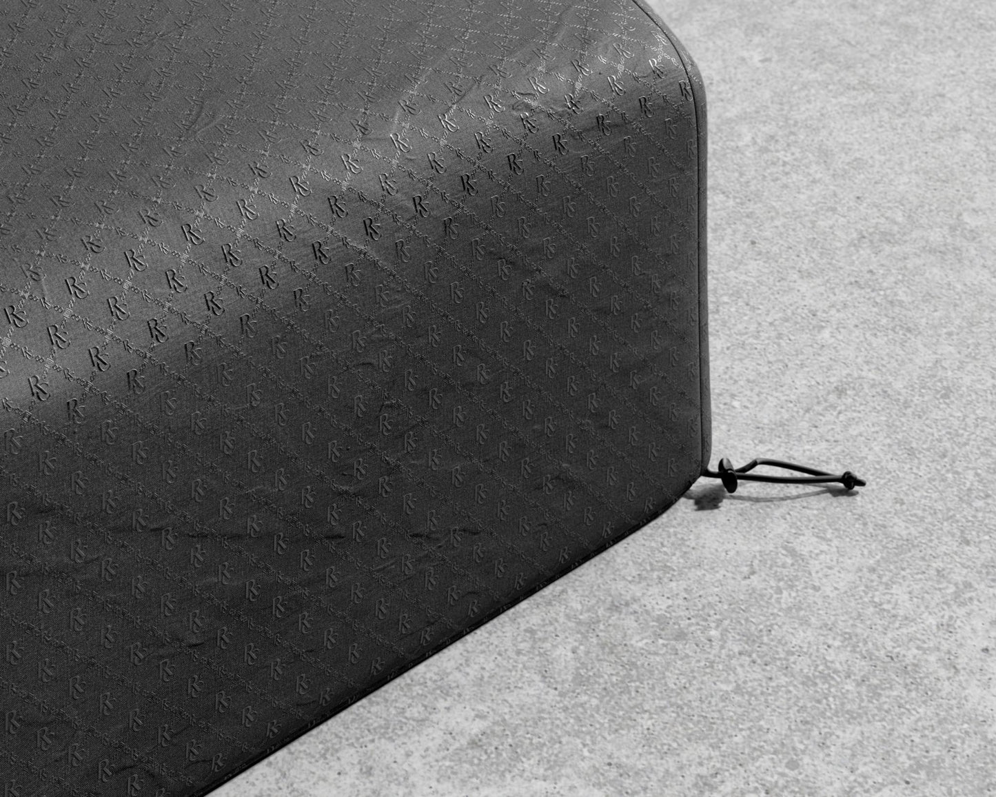 Bali Outdoor Armless Cover - Outdoor Cover - Black