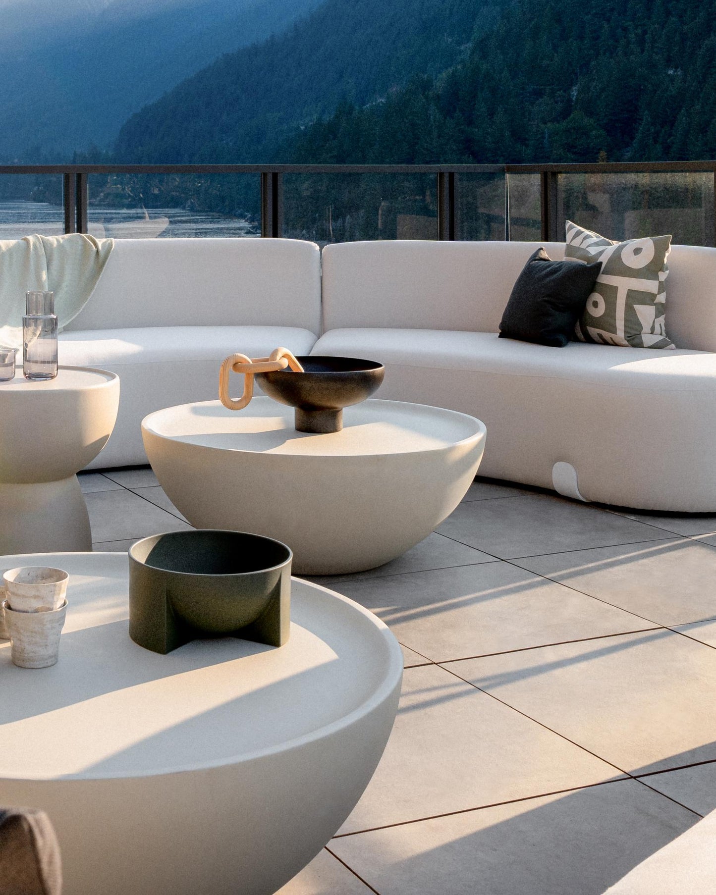 Tano Outdoor Curved Modular Sectional