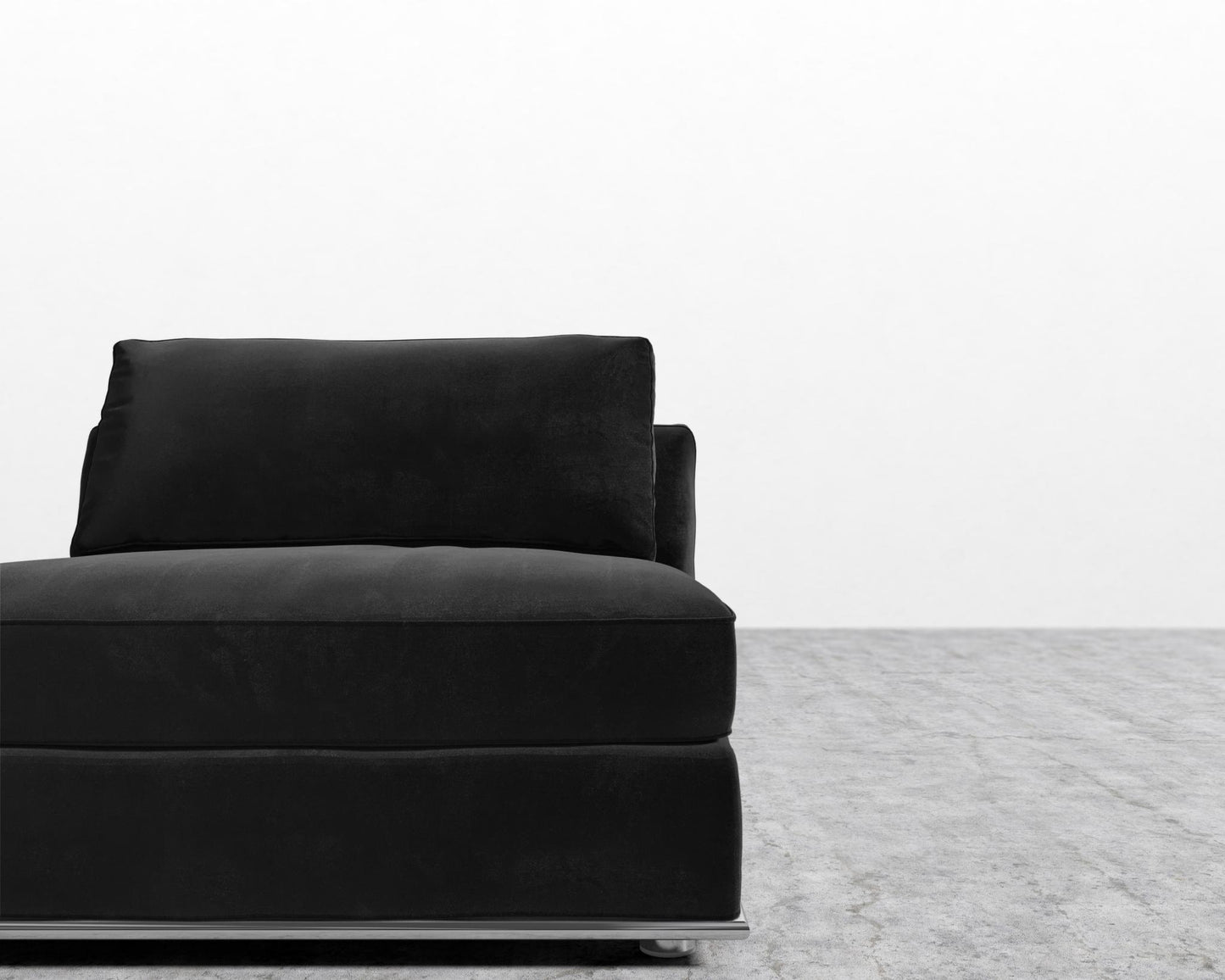 Milo 1-Seater - Armless - Plush Velvet - Black