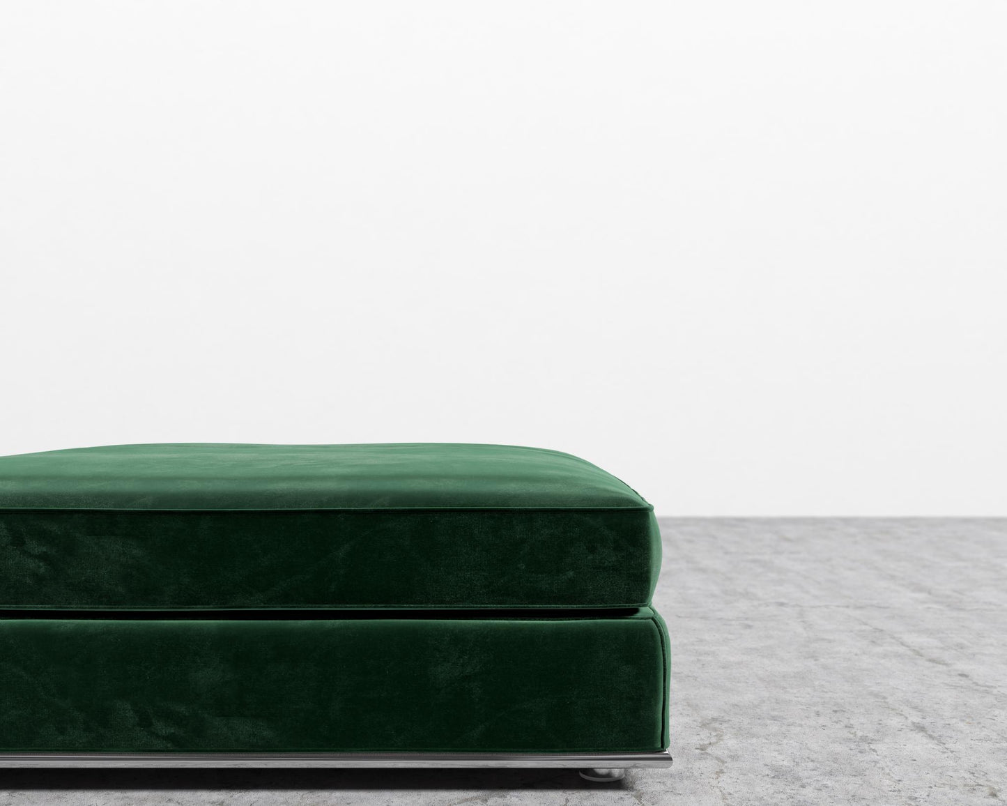 Milo 1-Seater - Ottoman - Plush Velvet - Moss