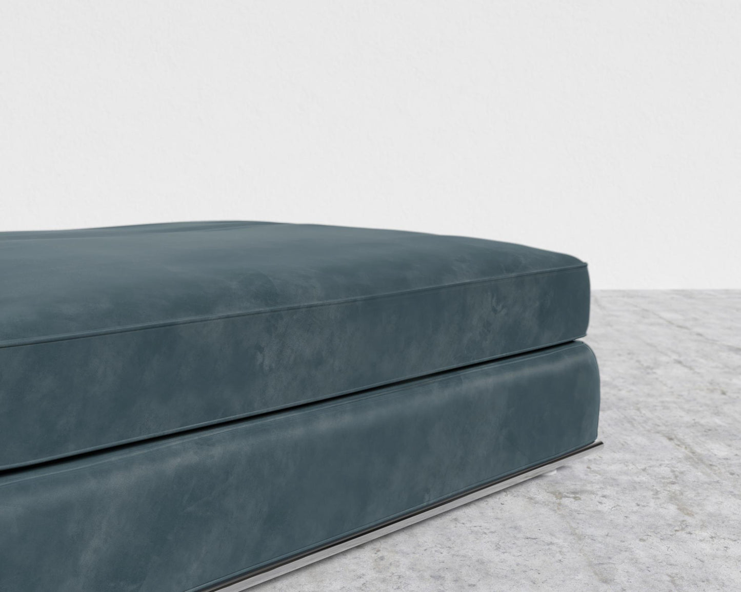 Milo 1-Seater - Ottoman - Plush Velvet - Prussian