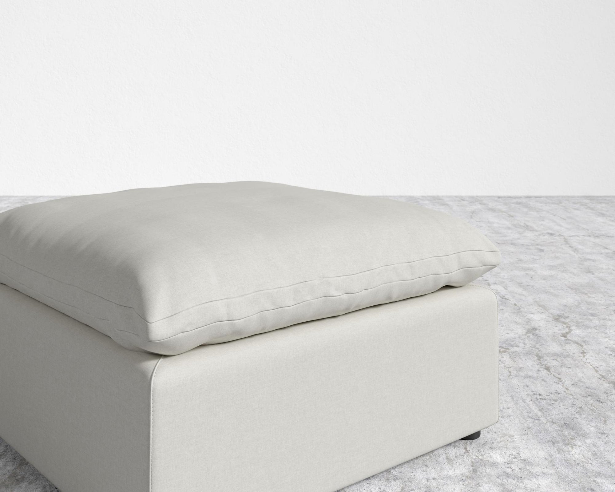 Nuvo Ottoman - Modern Felt - Alesund