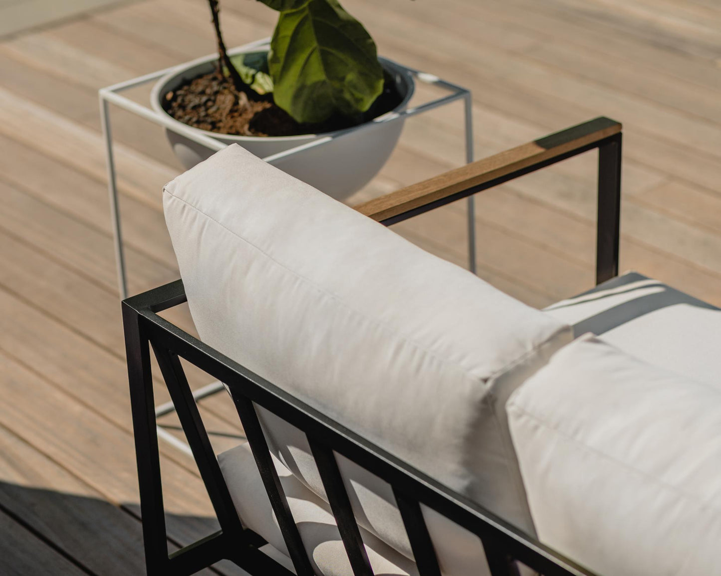 Louis Outdoor Loveseat - palisades