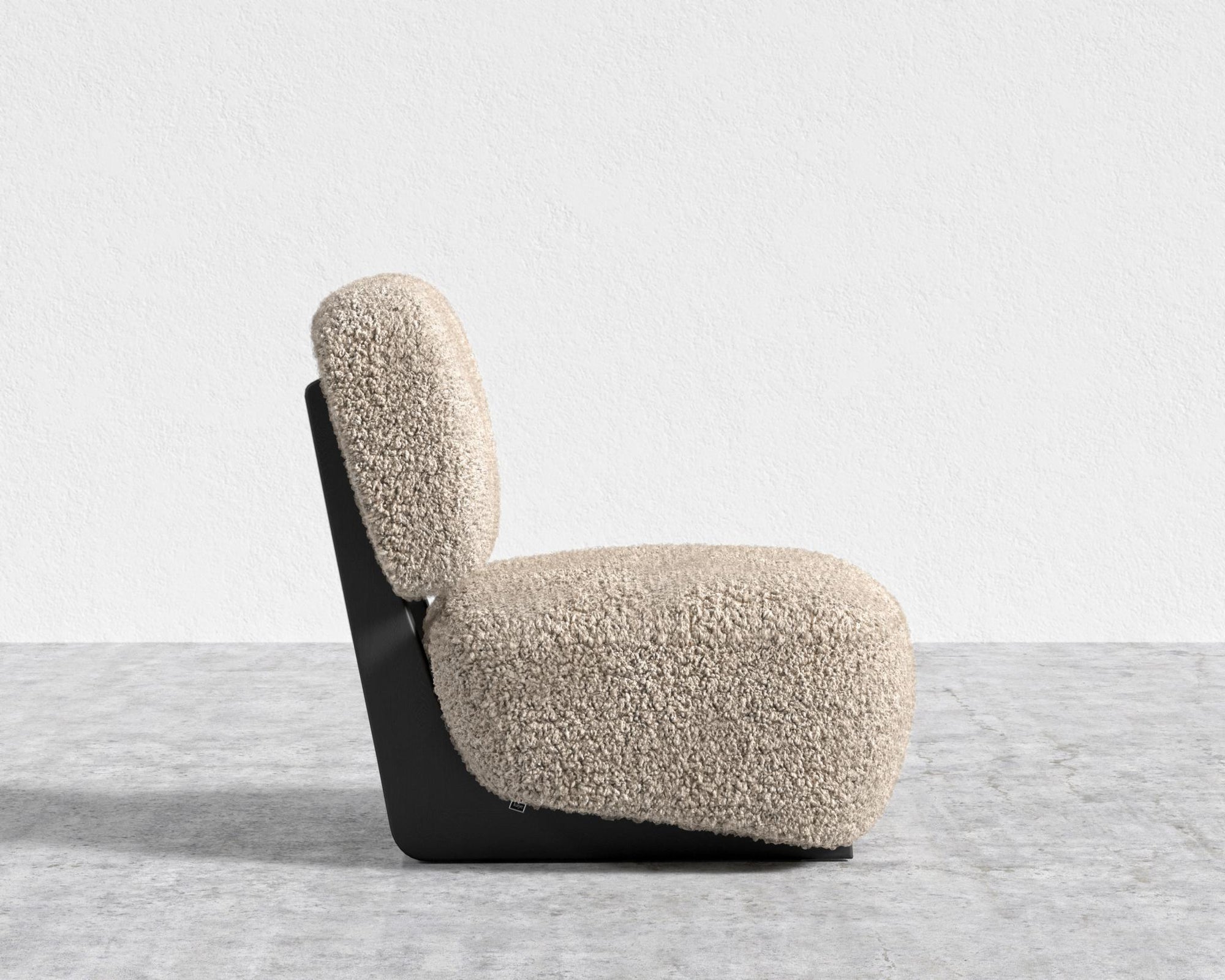 Toro Lounge Chair - Ebony, Shearling - Fawn